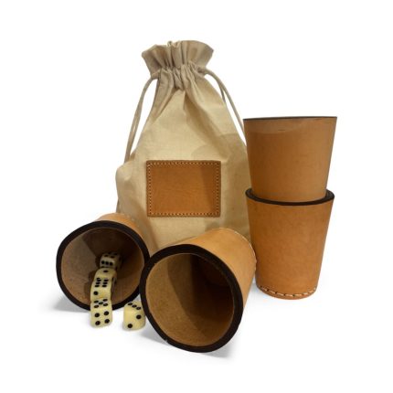 Juego de Cachos Cuero 4 Vasos + Dados